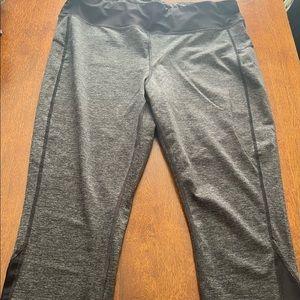 Womens XL work out capris Leggings